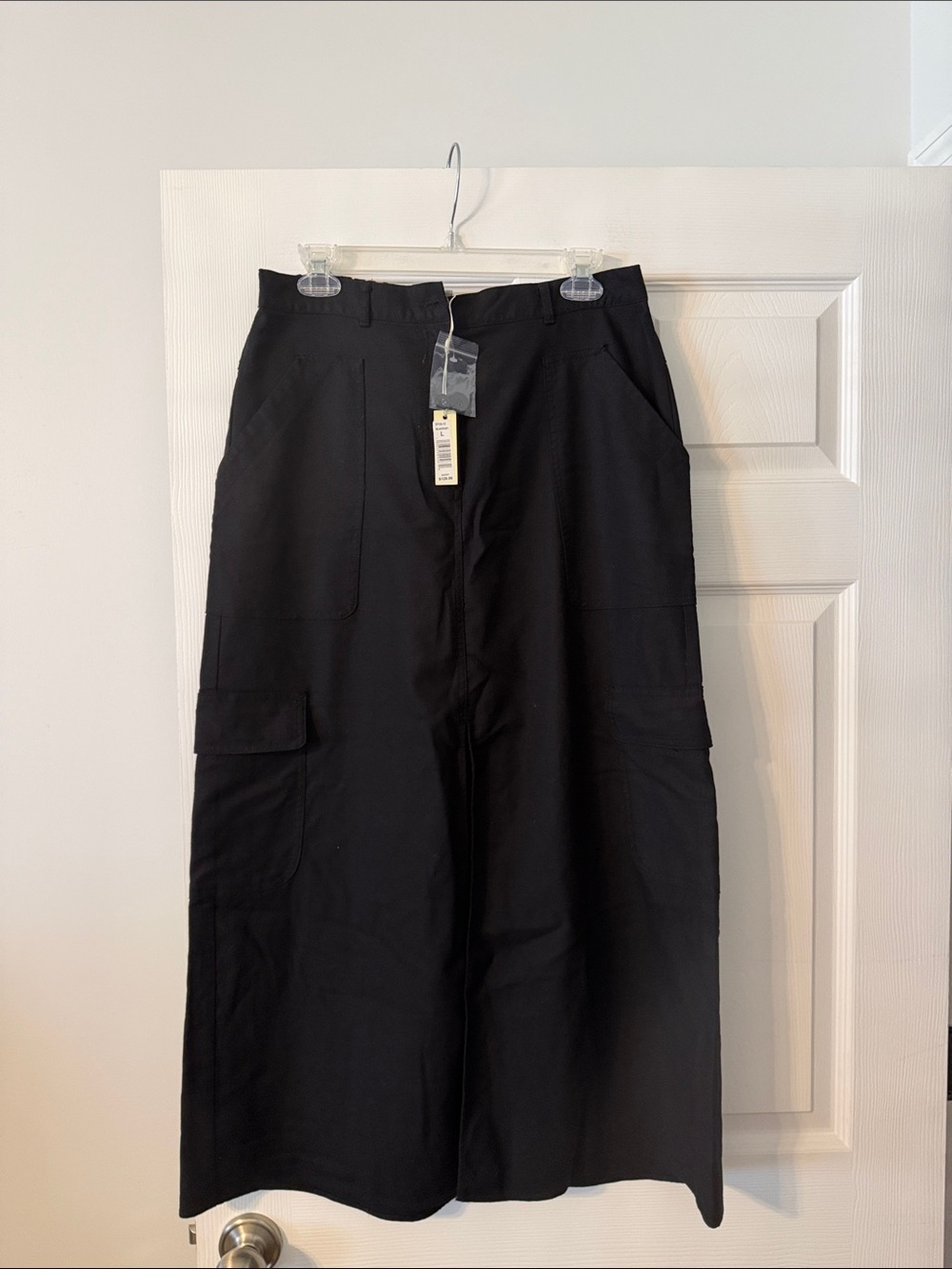 Max Studio Black Maxi Skirt size L length 37” brand new waist 32” elastic back